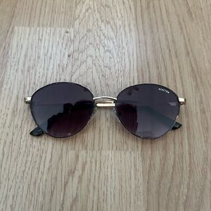 Kenneth Cole reaction sunglasses shades